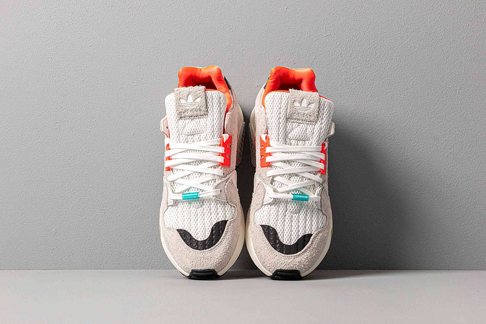 Originals zx torsion store trainers in white