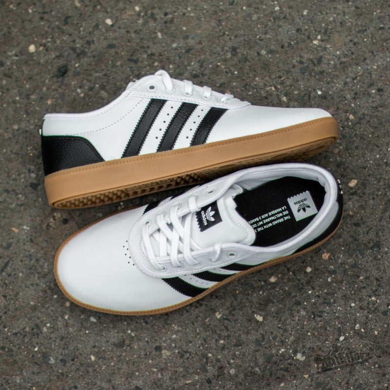 Férfi cipők adidas Adiease Cup Ftw White/Core Black/Ftw White