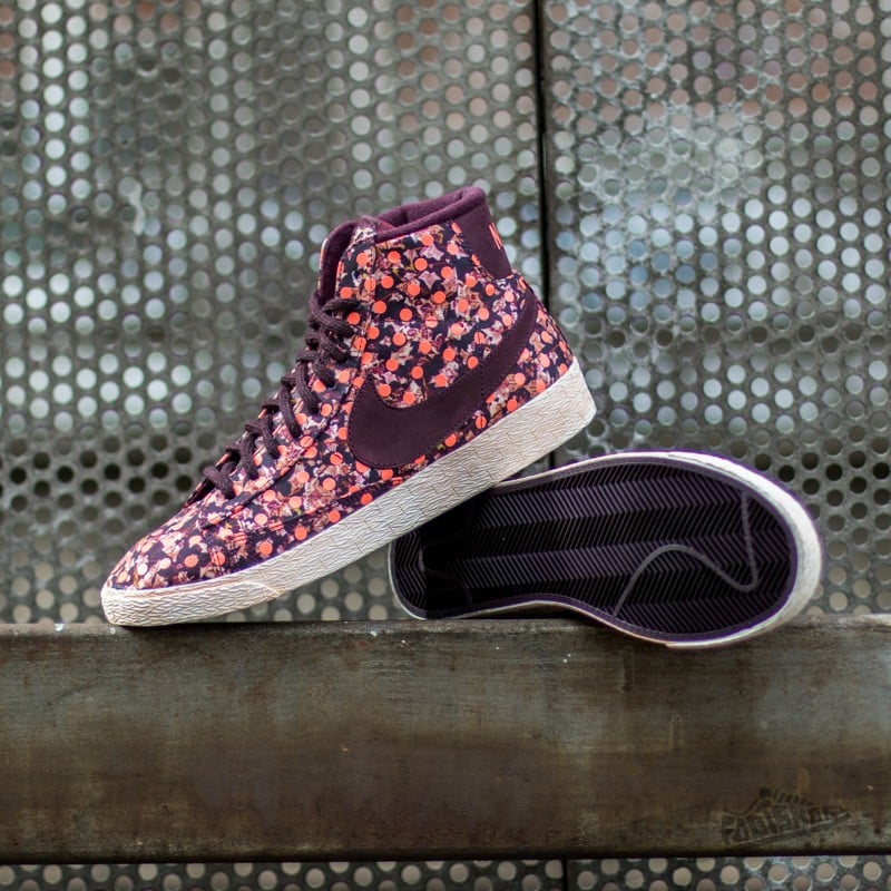 Nike blazer liberty hot sale