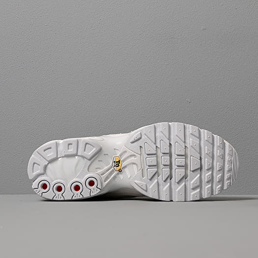 air max plus decon white