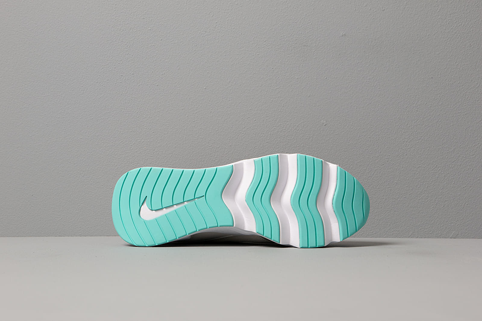 Damen Sneaker und Schuhe Nike Wmns Ryz 365 Coral Stardust/ Aurora Green-Phantom