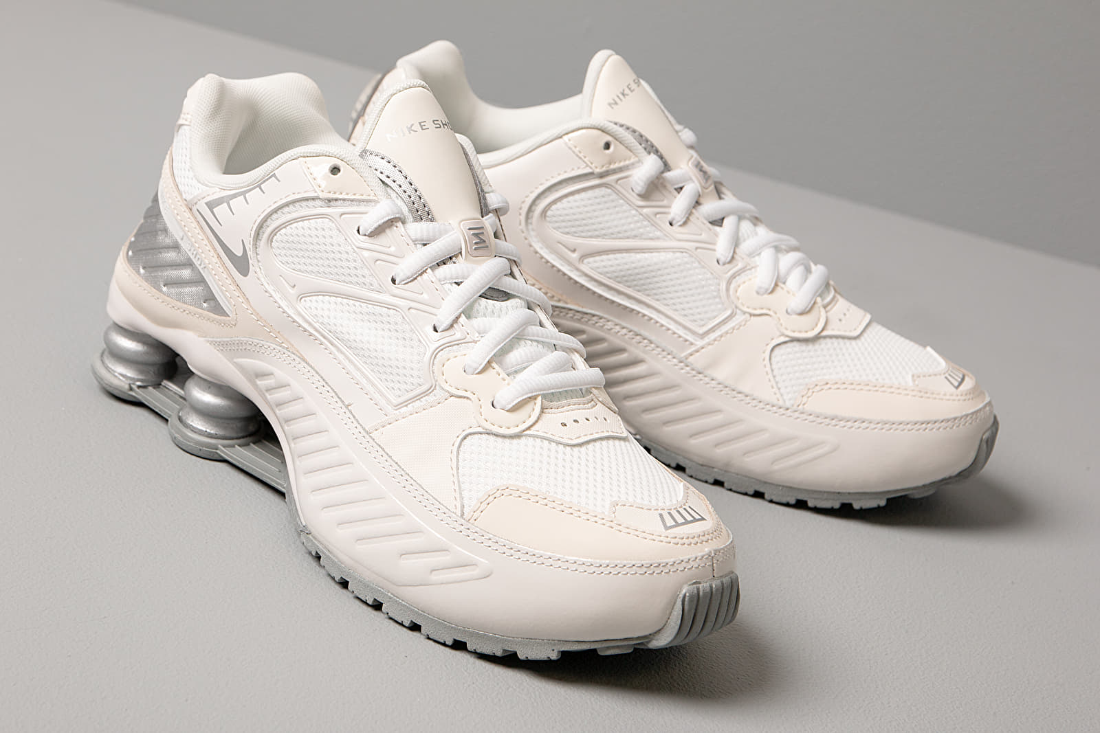 Damesko Nike W Shox Enigma Phantom/ Metallic Silver-White-Pale Ivory