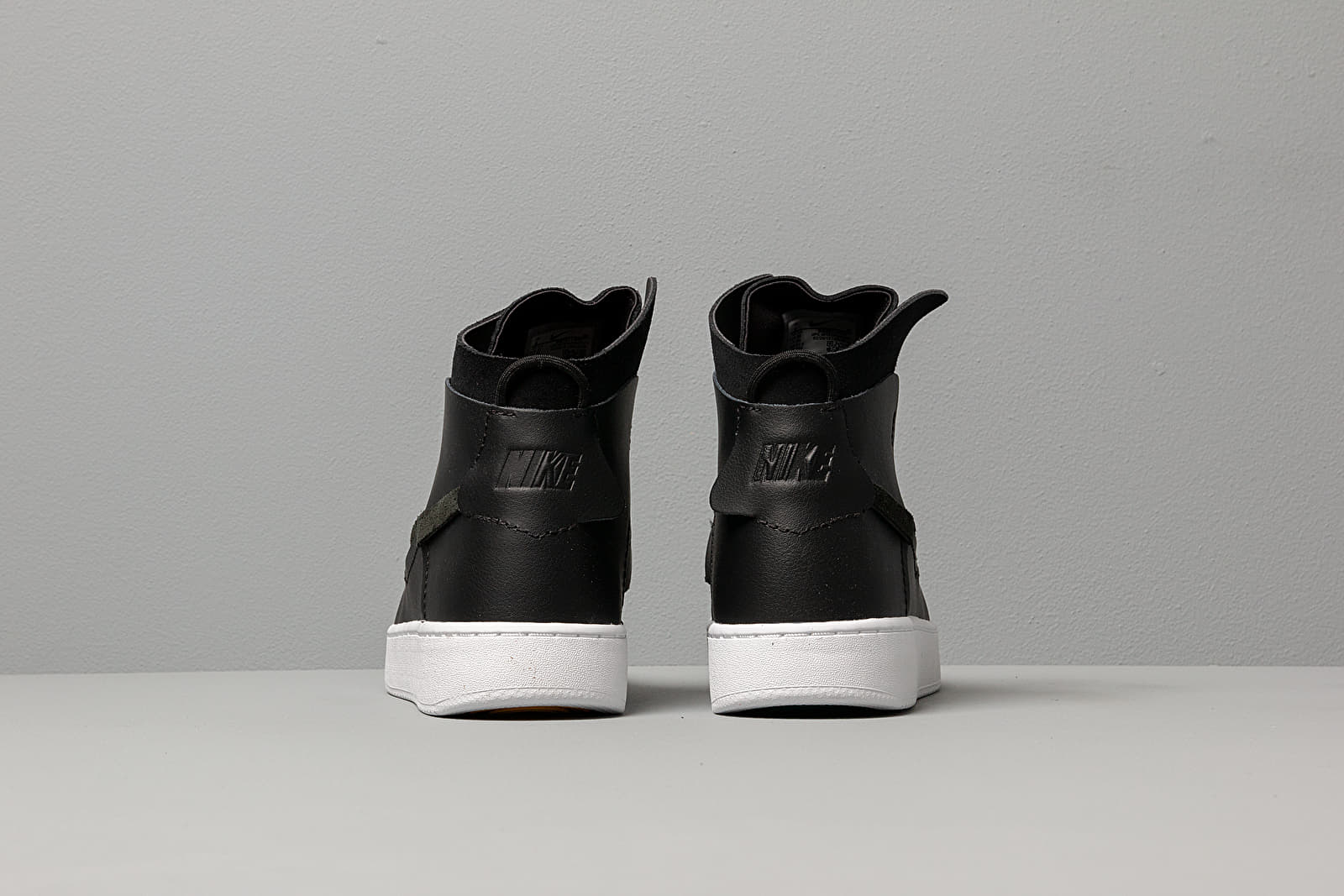 Дамски кецове и обувки Nike W Vandalised LX Black/ Anthracite-Mystic Green