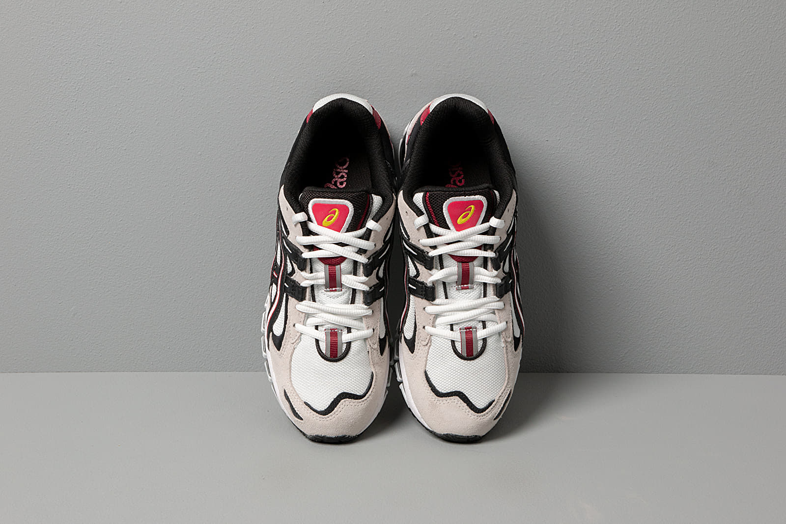 Women s shoes Asics GEL Kayano 5 360 White Black Footshop