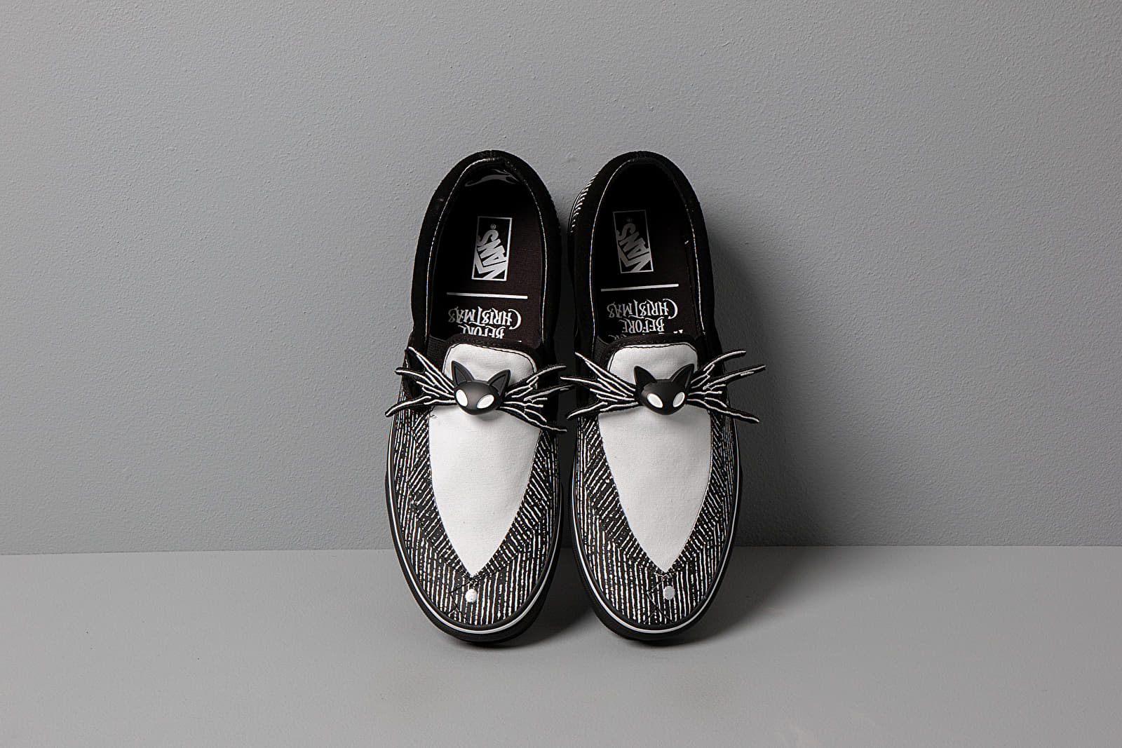 Sapatos de homem Vans x The Nightmare Before Christmas Classic Slip-On (DISNEY) Jack