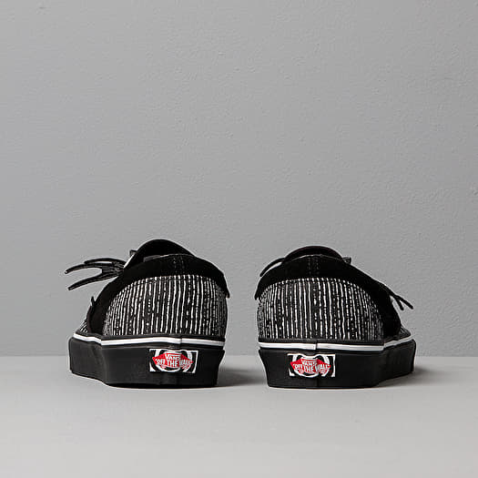 Disney x vans slides best sale