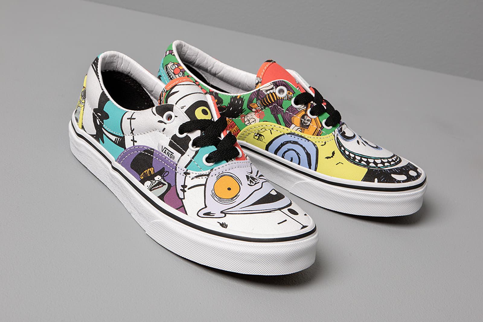 Vans x The Nightmare Before Christmas Era (DISNEY) Halloweentown