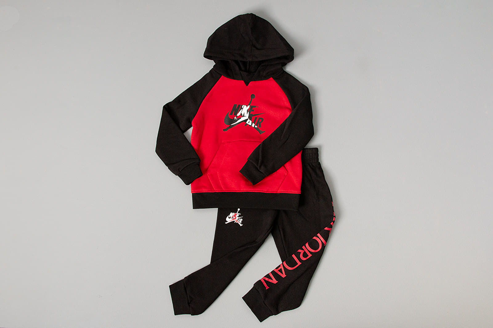 Dětské soupravy Jordan Jumpman Classic Pullover Jogger Set Black/ Red