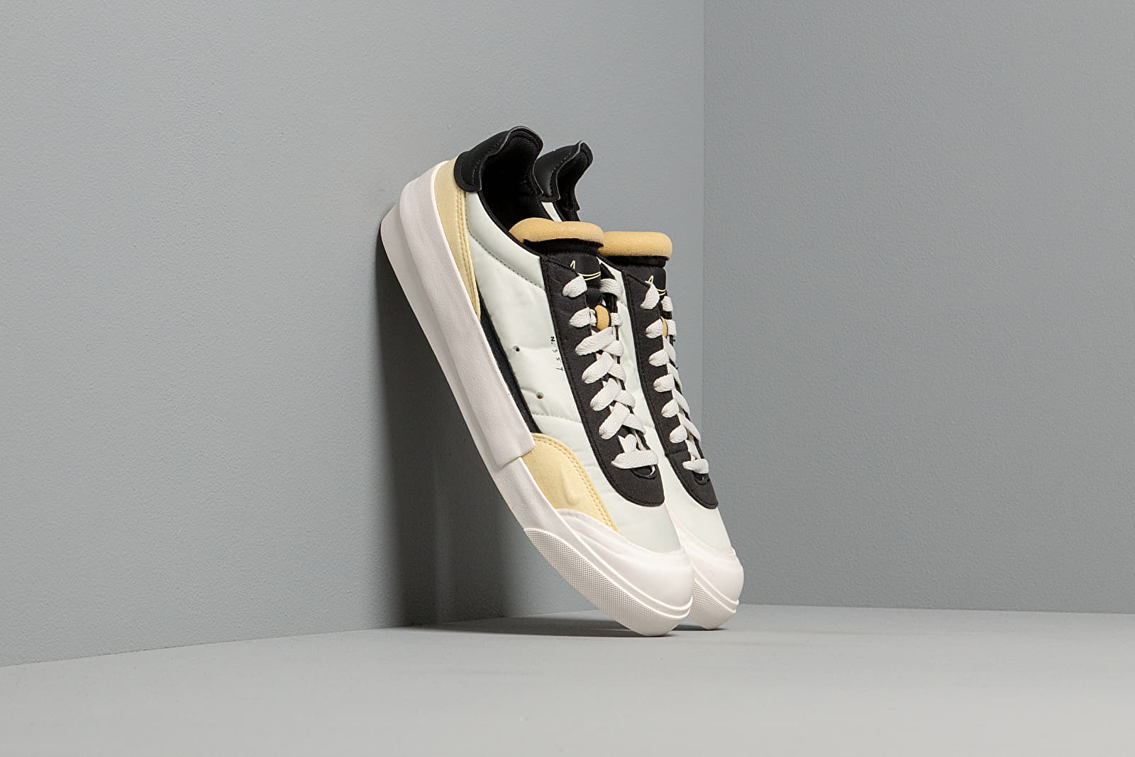 Nike van type shoes hot sale