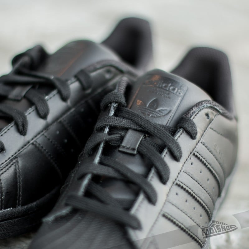 Adidas superstar foundation core black outlet