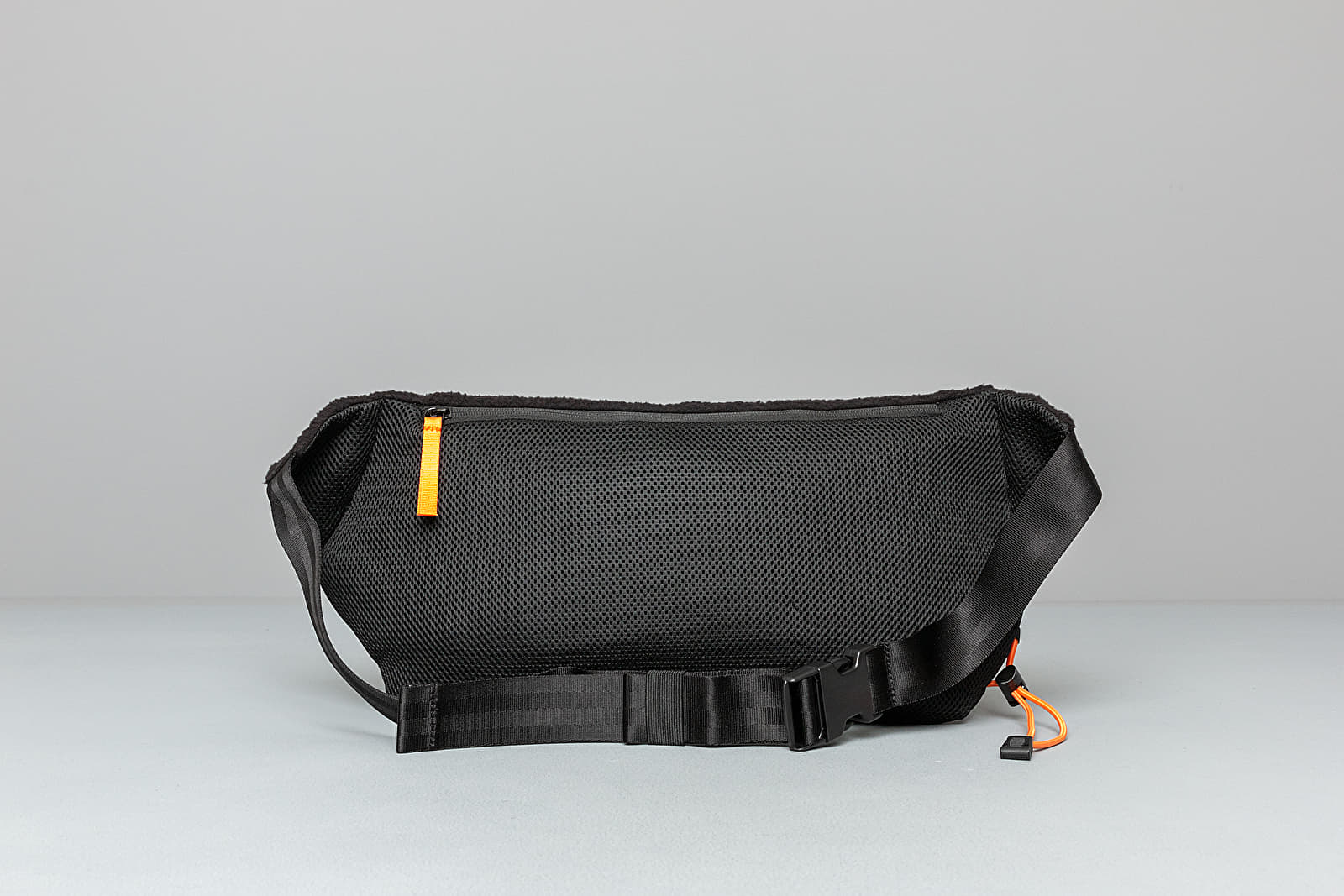 Puma helly 2025 hansen waist bag
