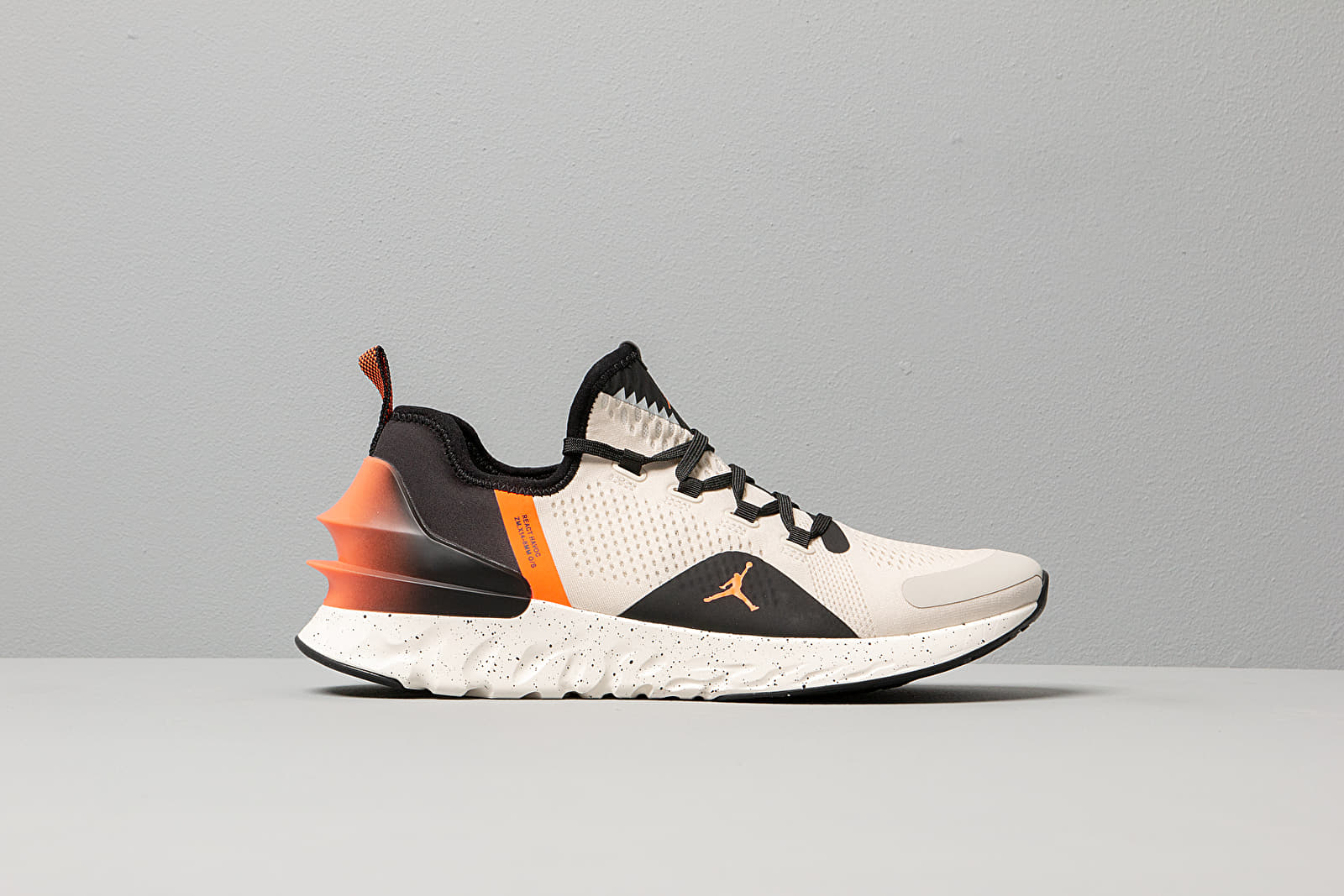 Men's shoes Jordan React Havoc Light Bone/ Hot Coral-Black-Pale Vanilla