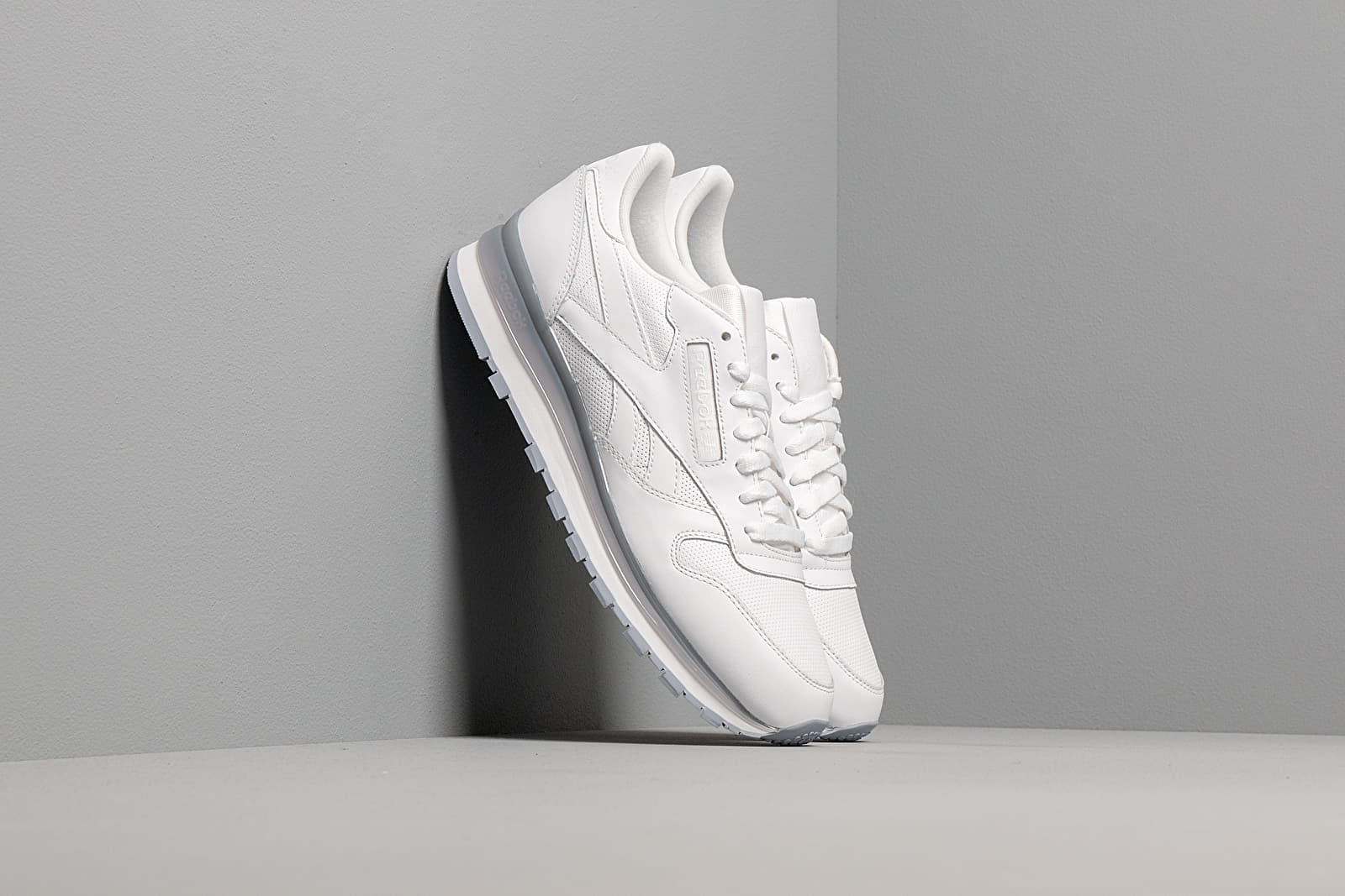 Reebok dv8625 top