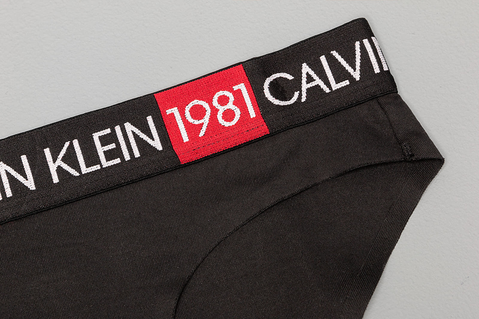 Kalhotky Calvin Klein 1981 Bold Bikini Black