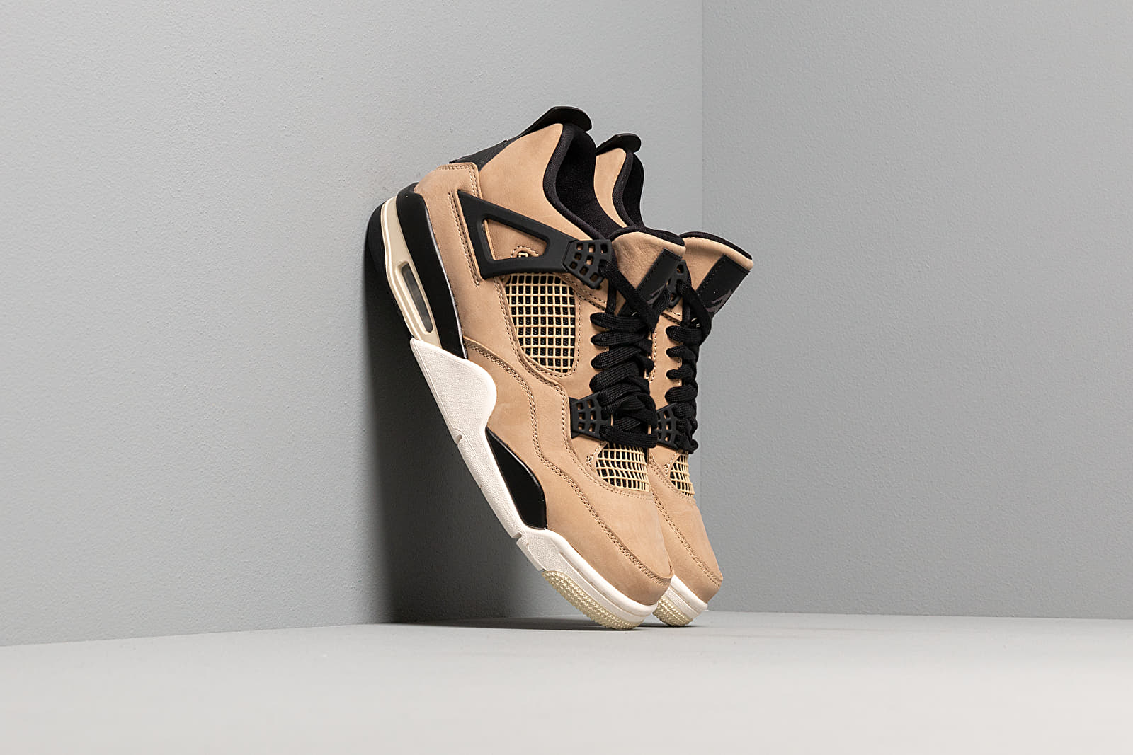 Womens air jordan hotsell 4 retro mushroom