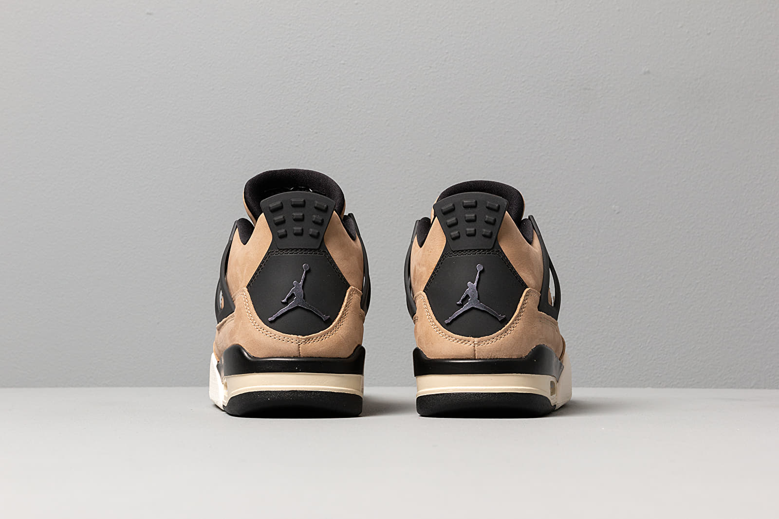 Frauen Air Jordan WMNS 4 Retro Mushroom Multi Color Black Fossil Footshop