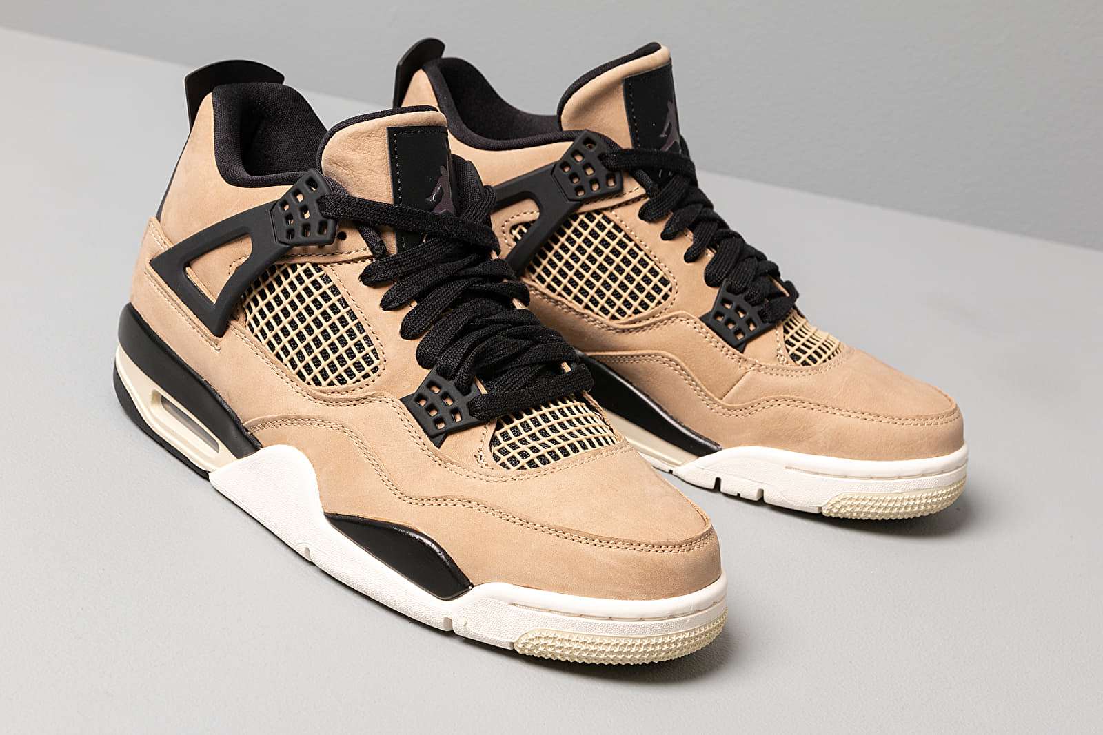 Aj4 mushroom sales