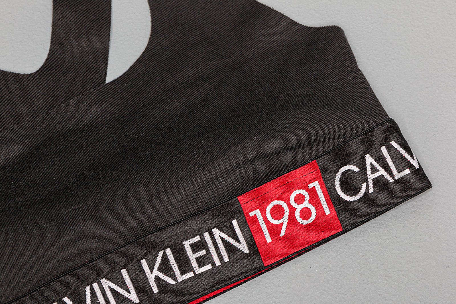 BHs Calvin Klein Bold 1981 Bralette Black