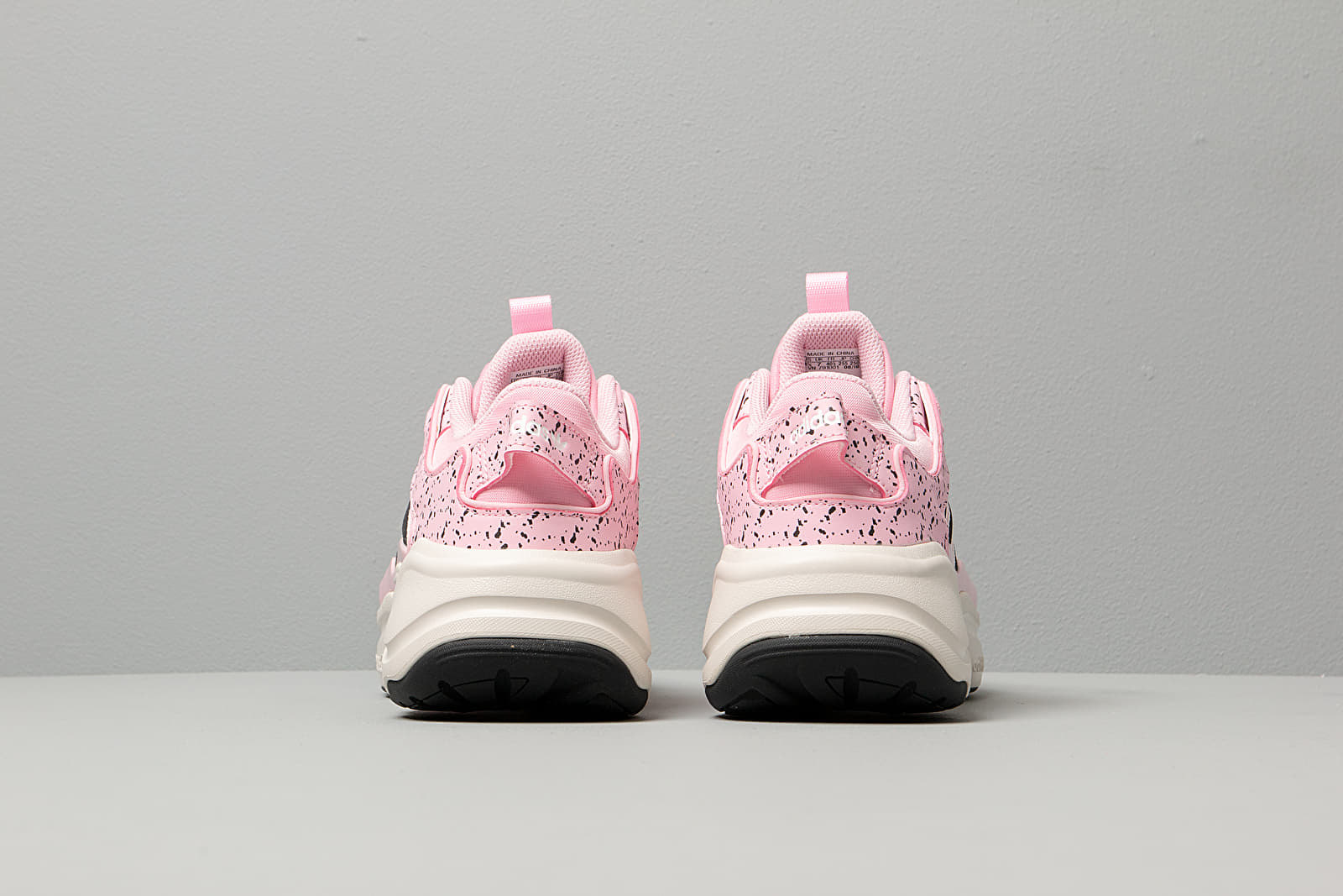 Women s shoes adidas Magmur Runner W True Pink Raw White Core