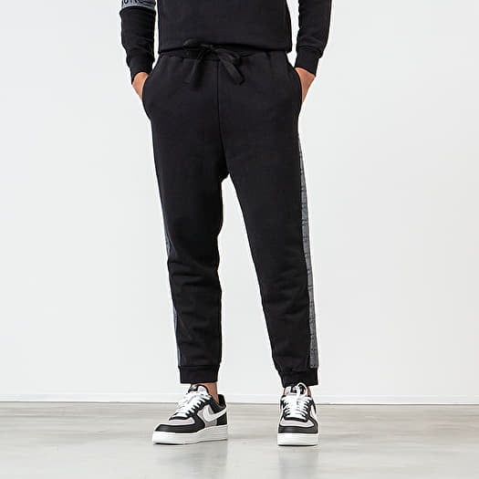 Maison kitsune jogger shop