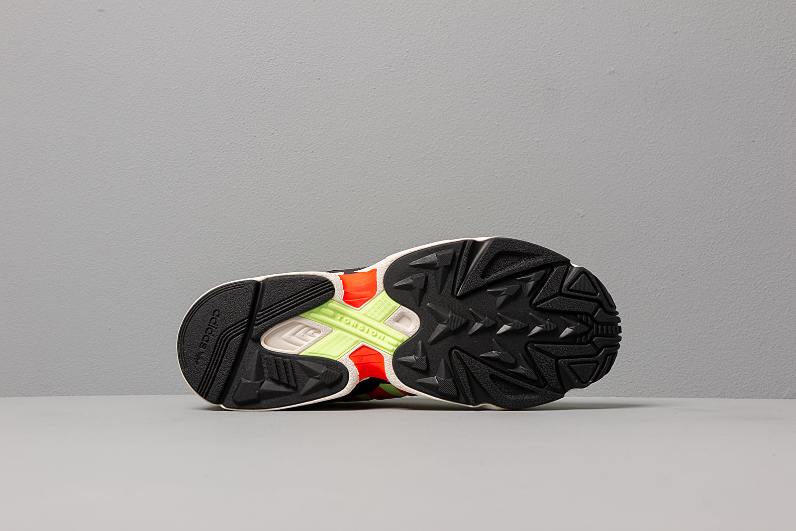 Adidas yung 2 prezzo store