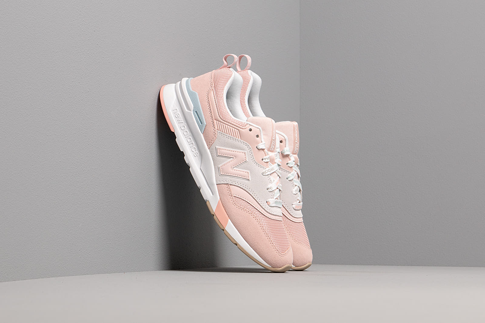 Rose new balance sales 997
