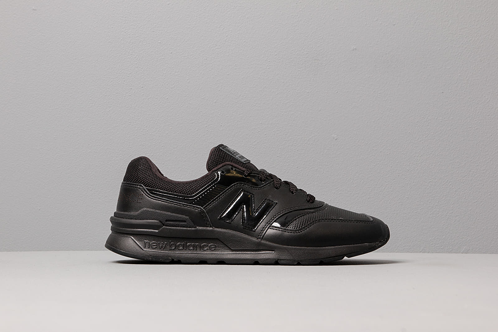 New balance 997 best sale all black