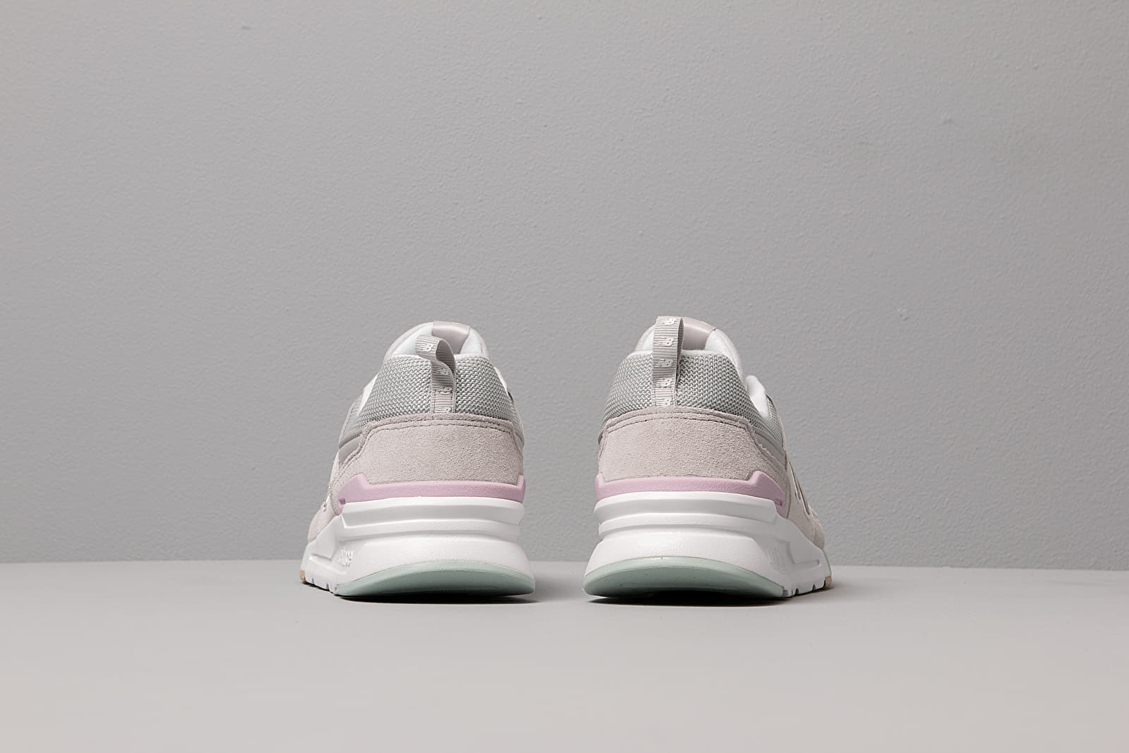 Ženski čevlji New Balance 997 Grey/ Green