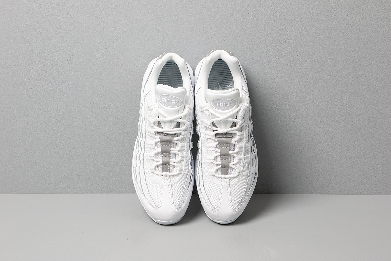 Încălțăminte și sneakerși pentru bărbați Nike Air Max 95 Essential White/ White-Pure Platinum-Reflect Silver