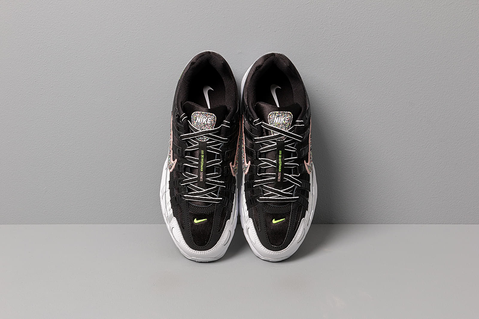 Naiste jalatsid Nike W P-6000 Se Black/ Multi-Color-White-Coral Stardust