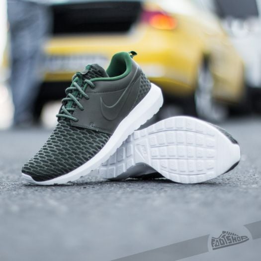 Nike roshe nm best sale flyknit olive