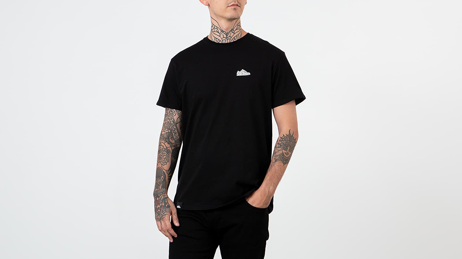 Pólók Footshop Budapest Tee Black