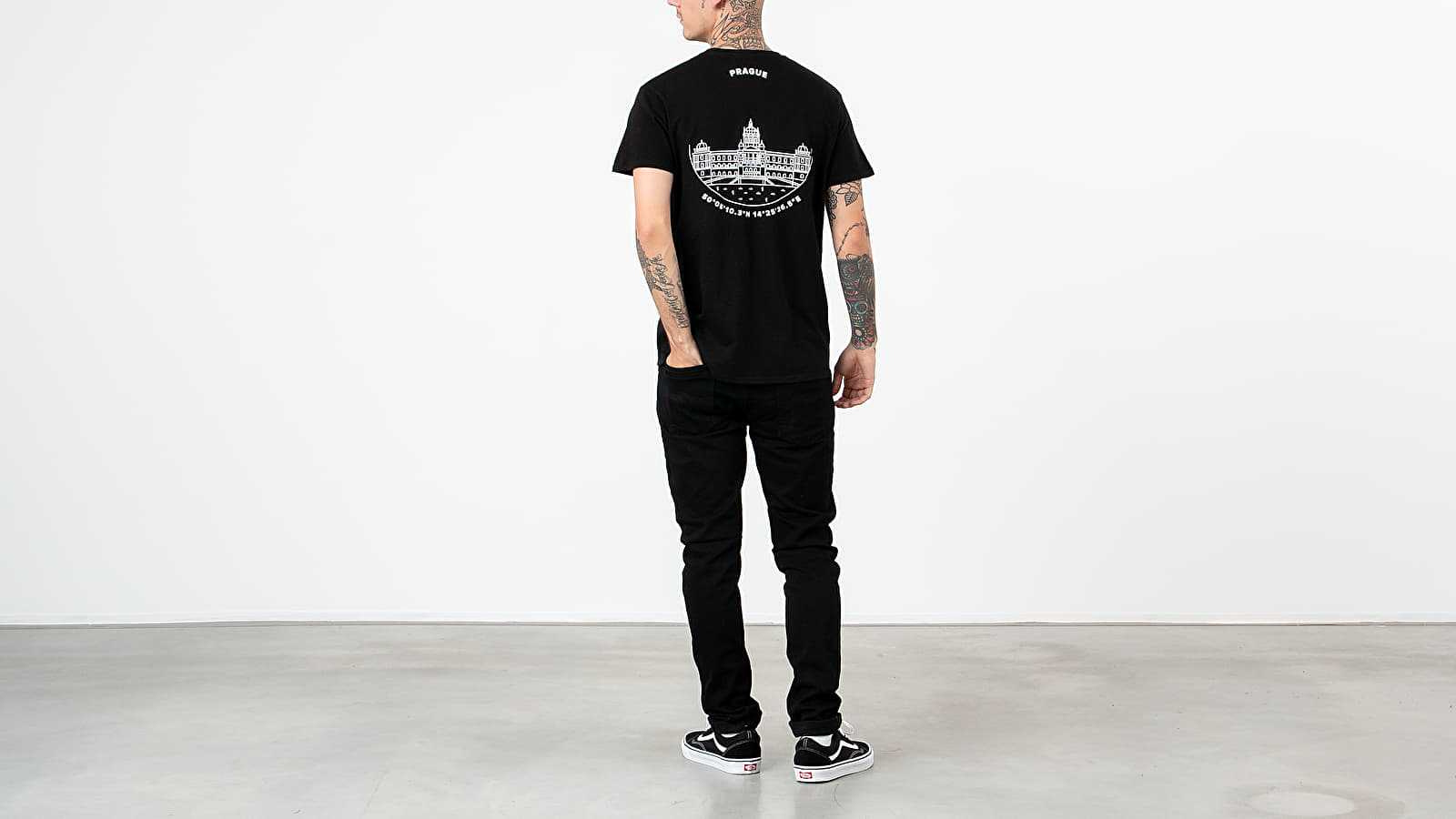 T-shirts Footshop Prague Old Town Tee Black