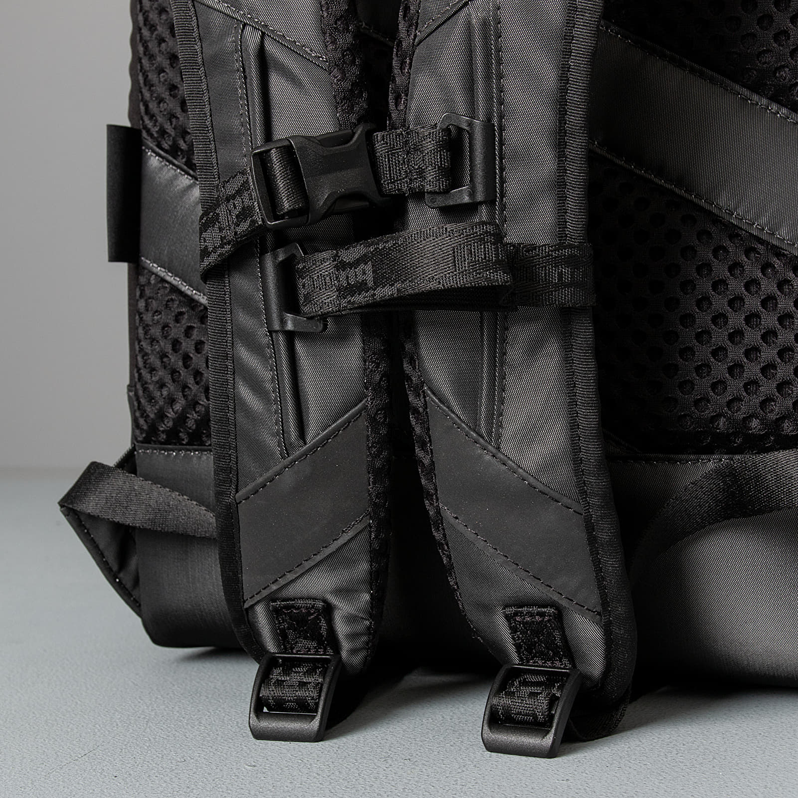 Backpacks pinqponq Cubik Medium Backpack Silk Silver