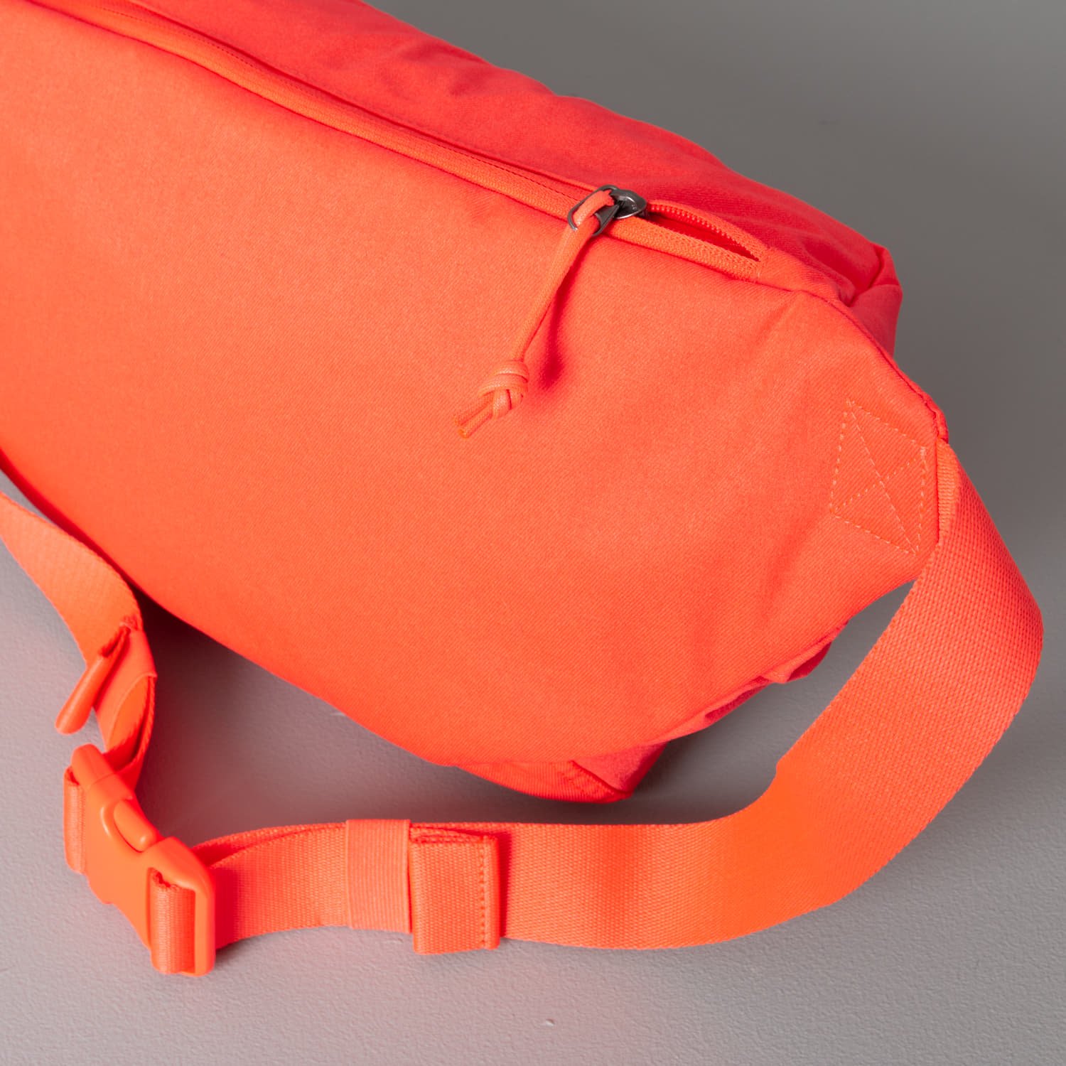 Hip nahrbtniki Nike Sportswear Tech Hip Pack Bright Crimson/ Bright Crimson/ Black