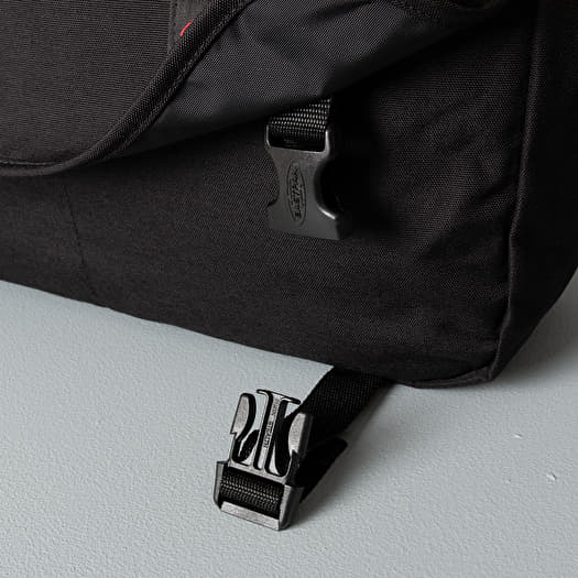★TOUT Y EST★ ORIGINAL Delegate Shoulder Bag DELEGATE EMABS Amazon.com: EASTPAK Delegate + : Electronics