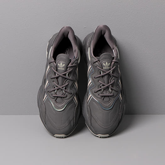 atmos adidas ZX8000 G-SNK 10 URA | SneakerNews.com