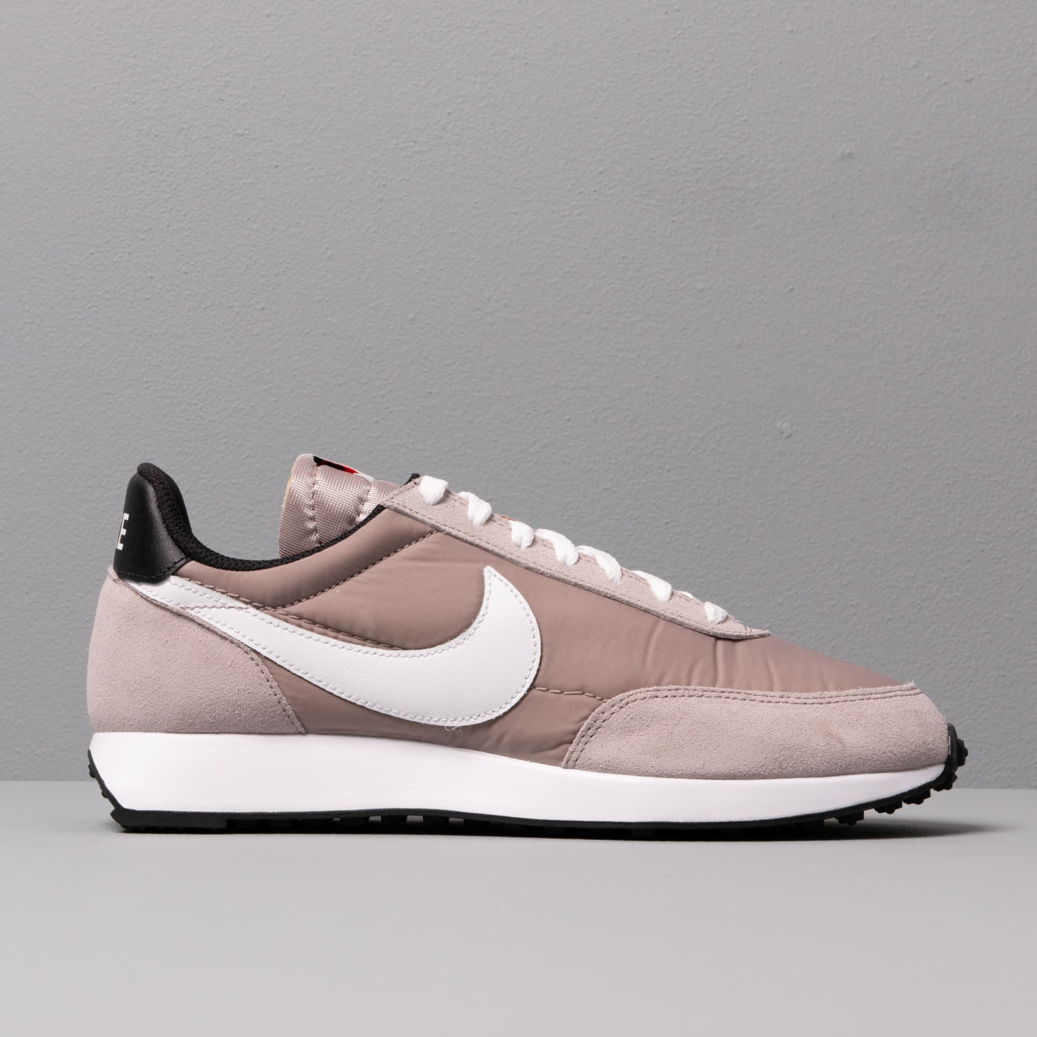 Herren Sneaker und Schuhe Nike Air Tailwind 79 Pumice/ White-Black-Team Orange