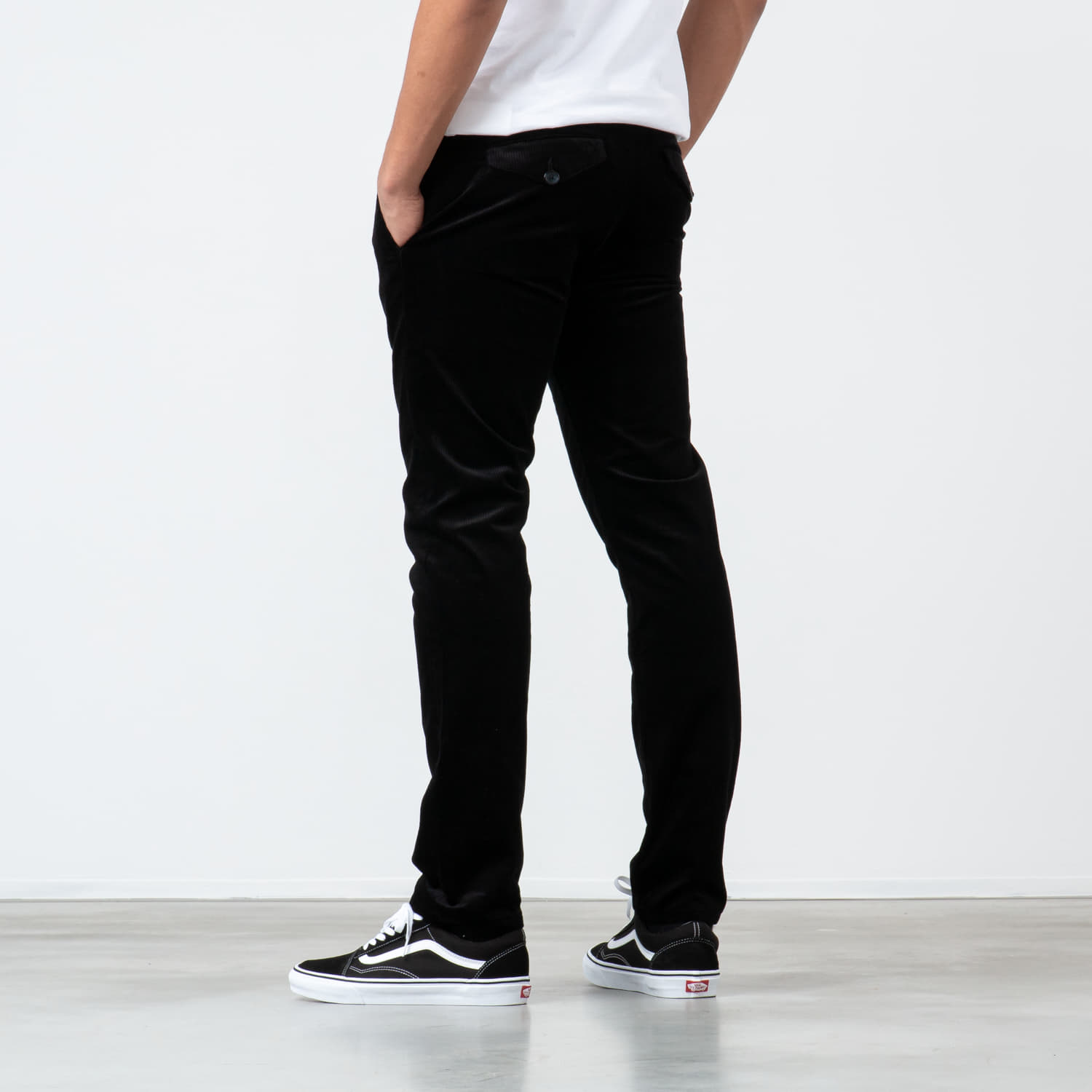 Pantaloni MAISON KITSUNÉ Chino Parfait Pants Black