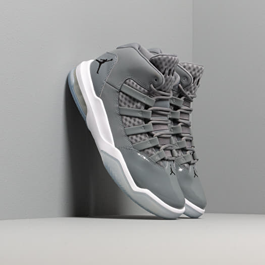 jordan max aura cool grey