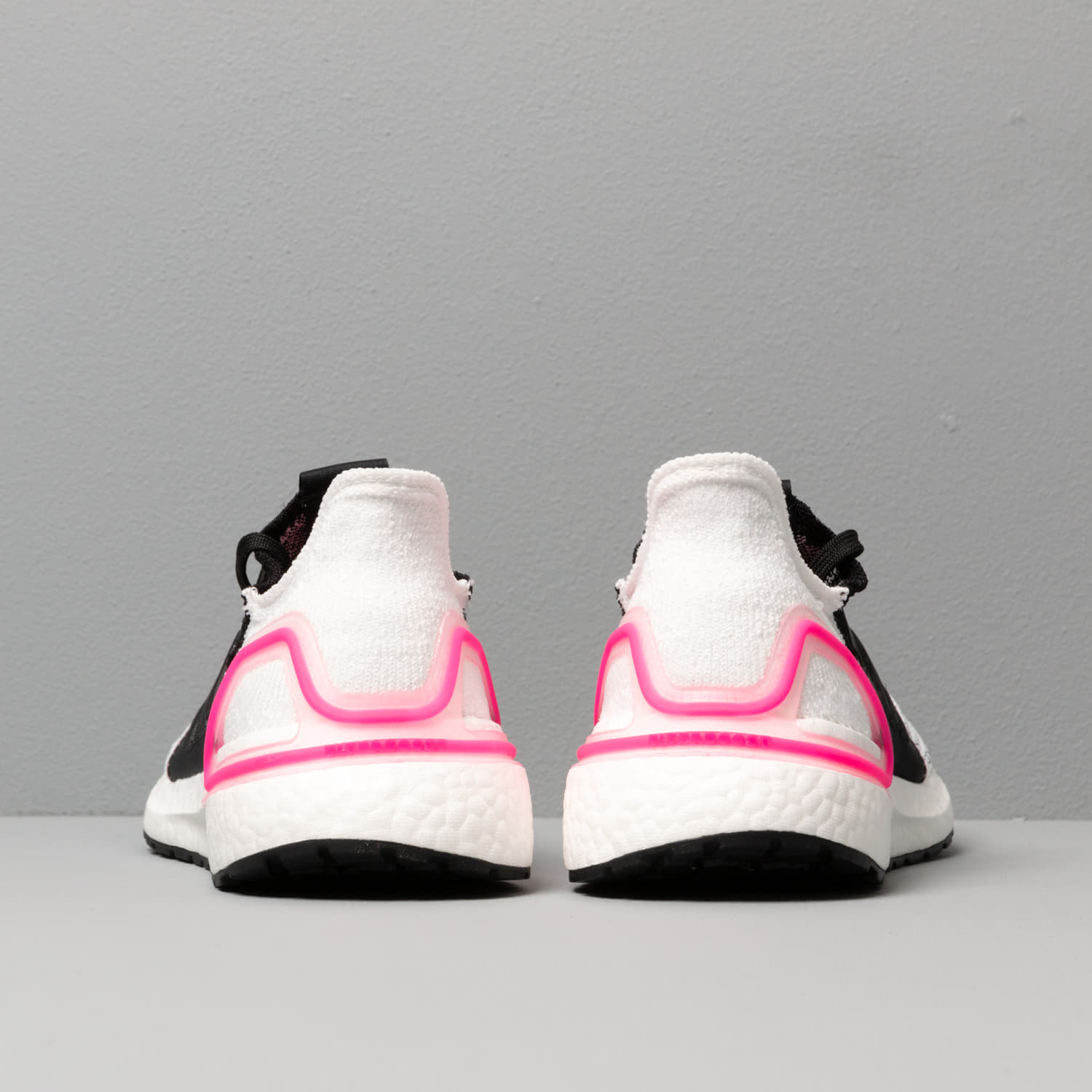 Ultraboost 19 outlet pink and white