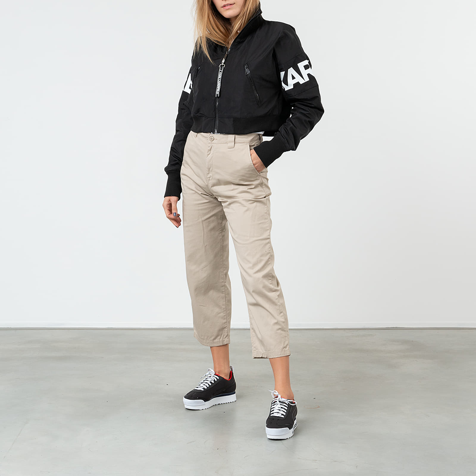 Kabátok Puma x Karl Lagerfeld Bomber Black