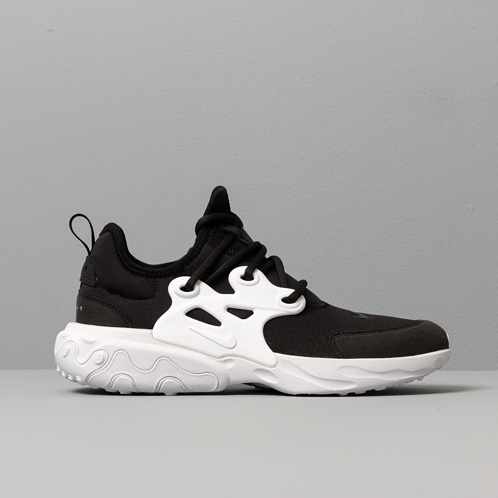 Presto react white shop