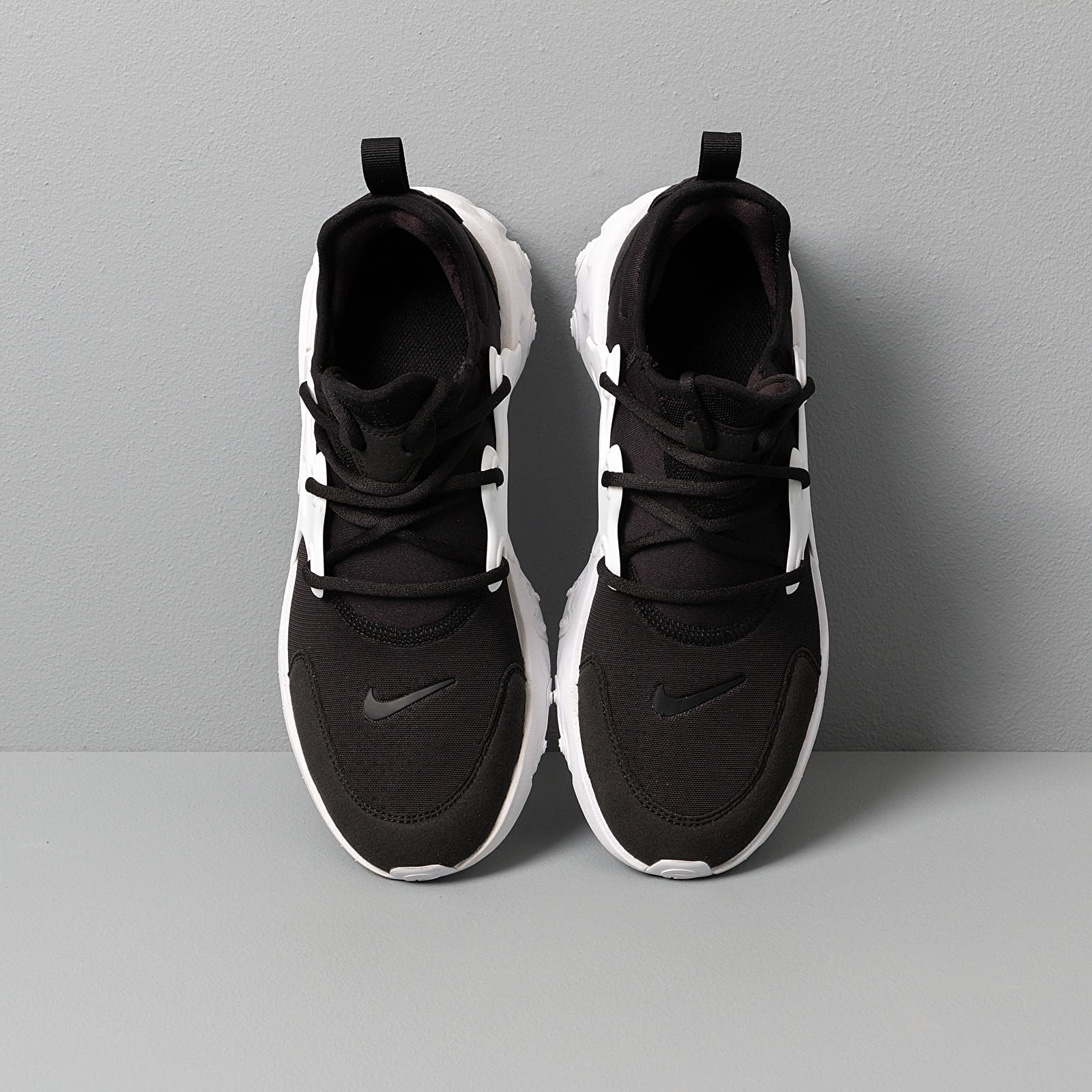 Dámske topánky a tenisky Nike React Presto (GS) Black/ White