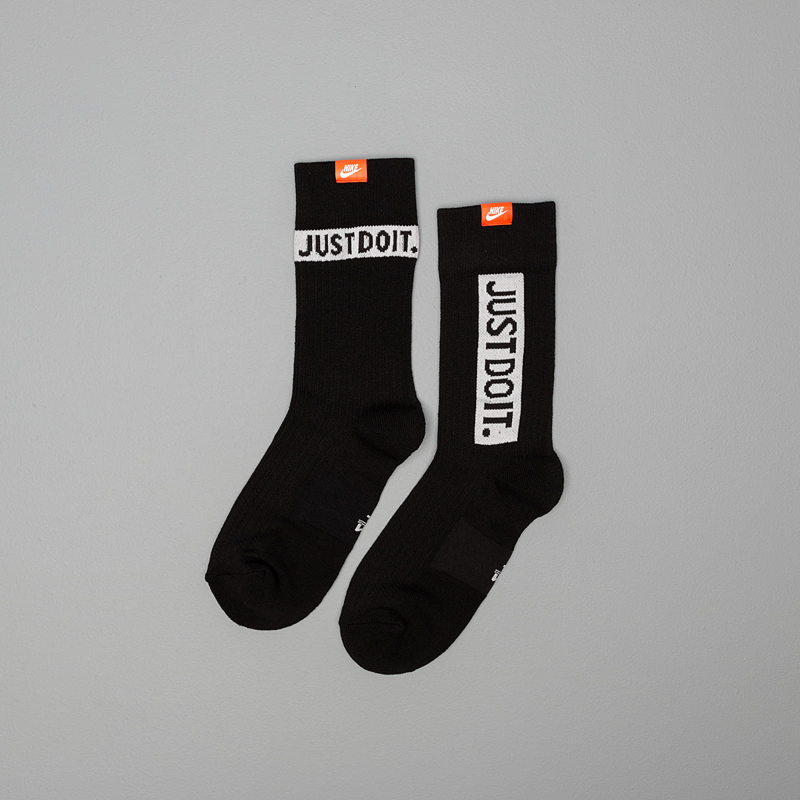 Nike just do it socks orange 2025