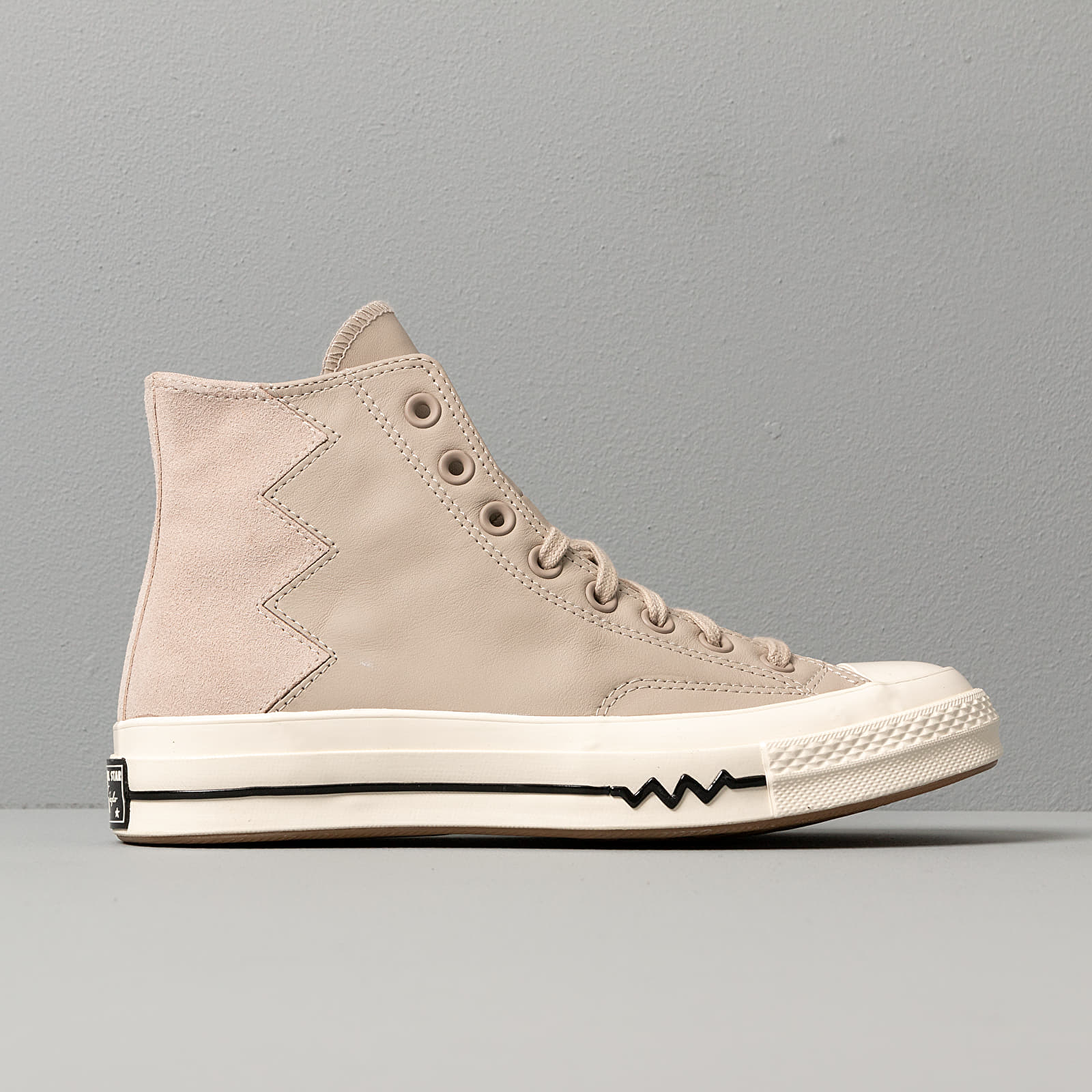 Chuck 7 top vltg high top
