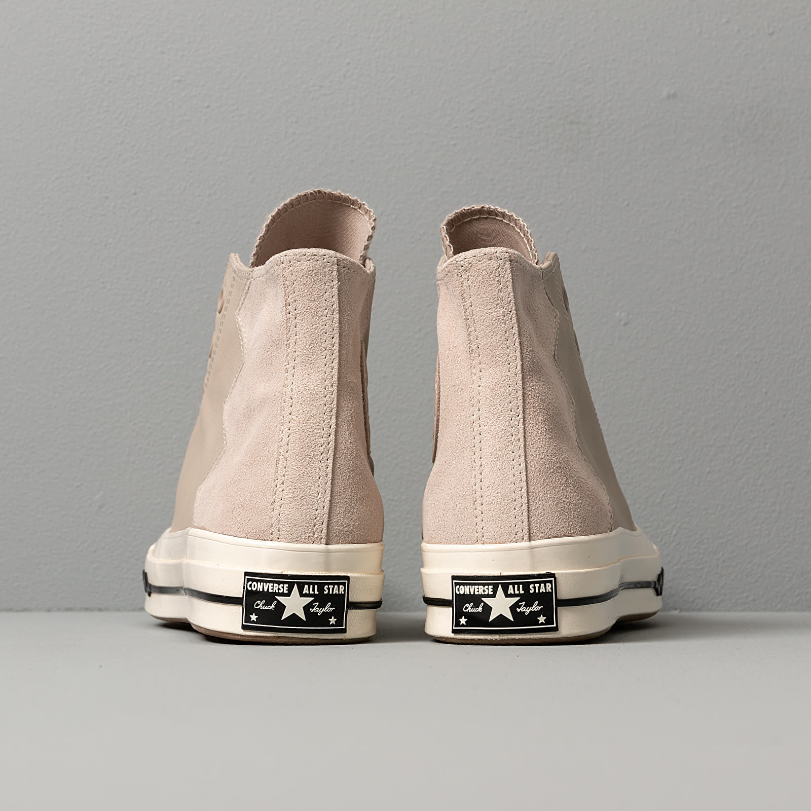 Women s shoes Converse Chuck 70 Vltg Leather And Suede Papyrus Papyrus Egret Footshop