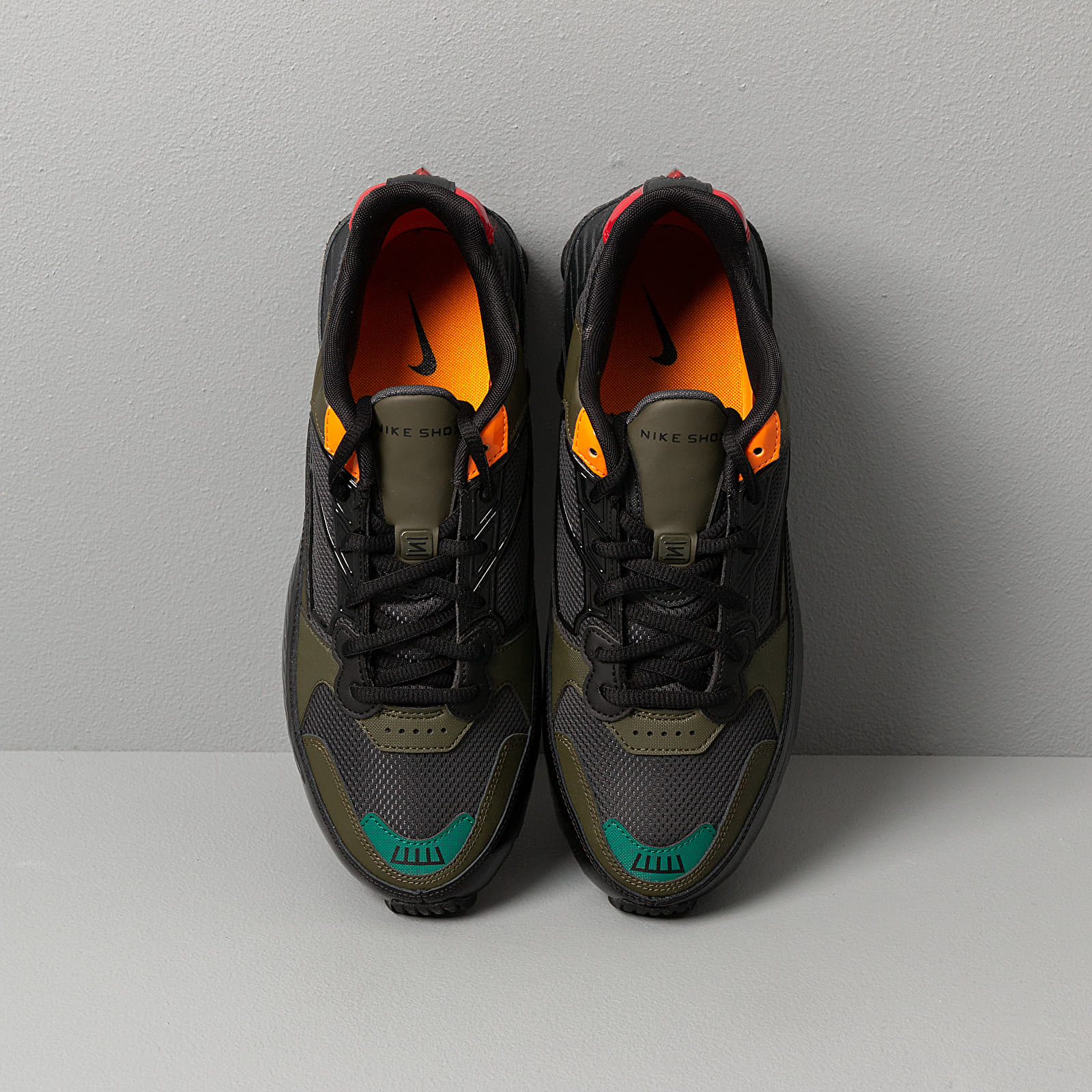 Women's shoes Nike W Shox Enigma Black/ Anthracite-Cargo Khaki-Gym Red