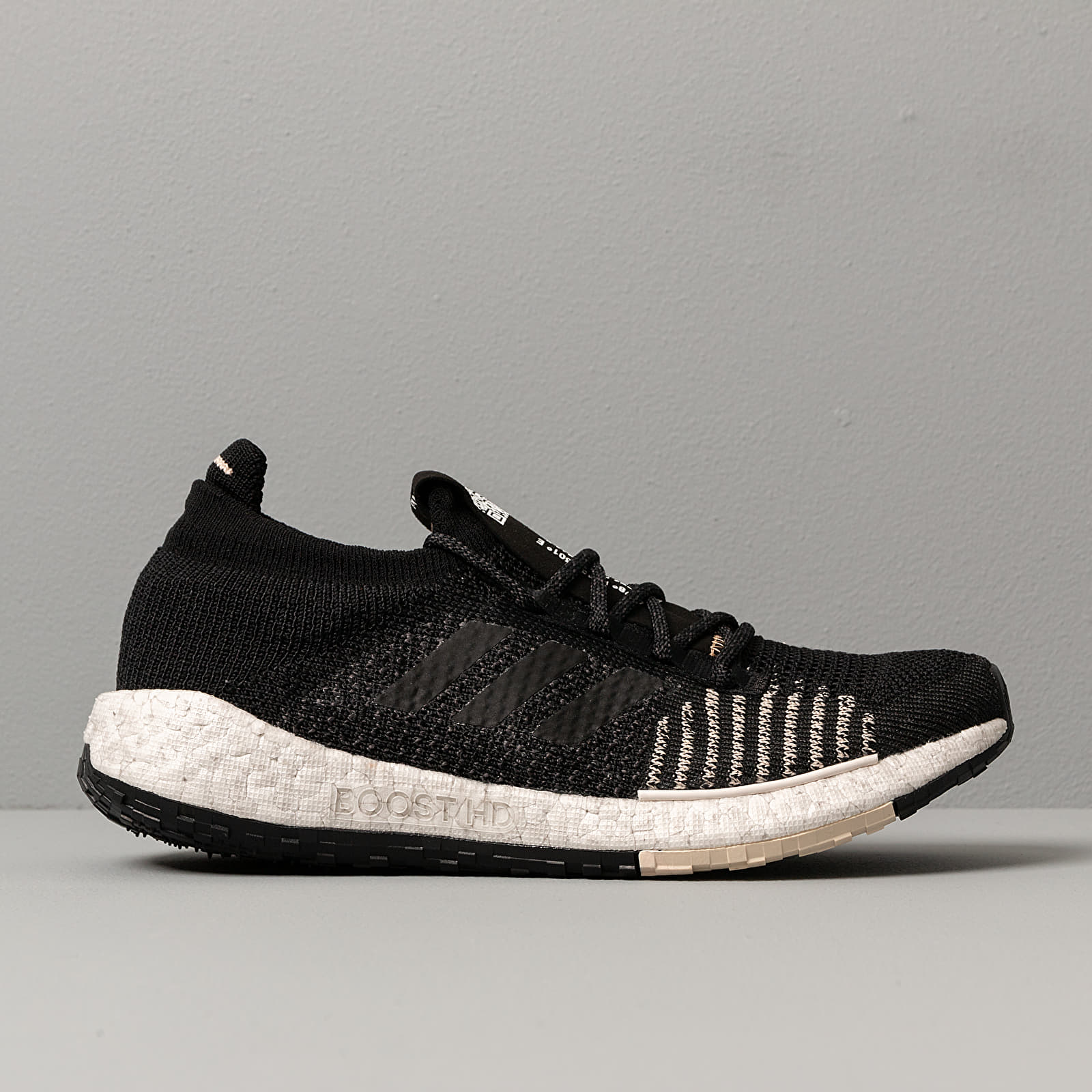 Zapatillas Hombre adidas PulseBOOST HD LTD m Core Black/ Core Black/ Linen