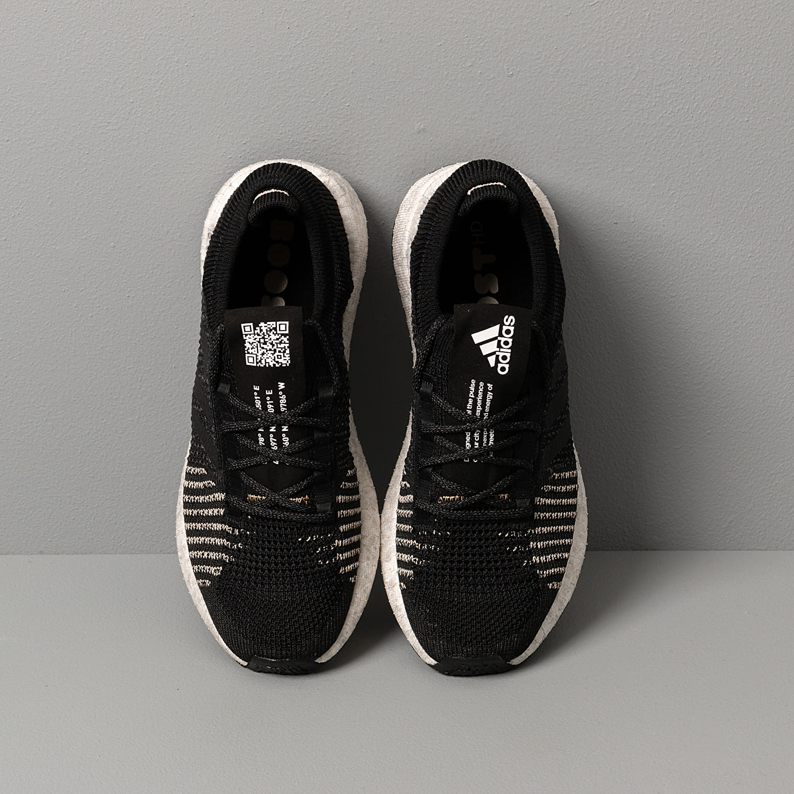 Zapatillas Hombre adidas PulseBOOST HD LTD m Core Black/ Core Black/ Linen